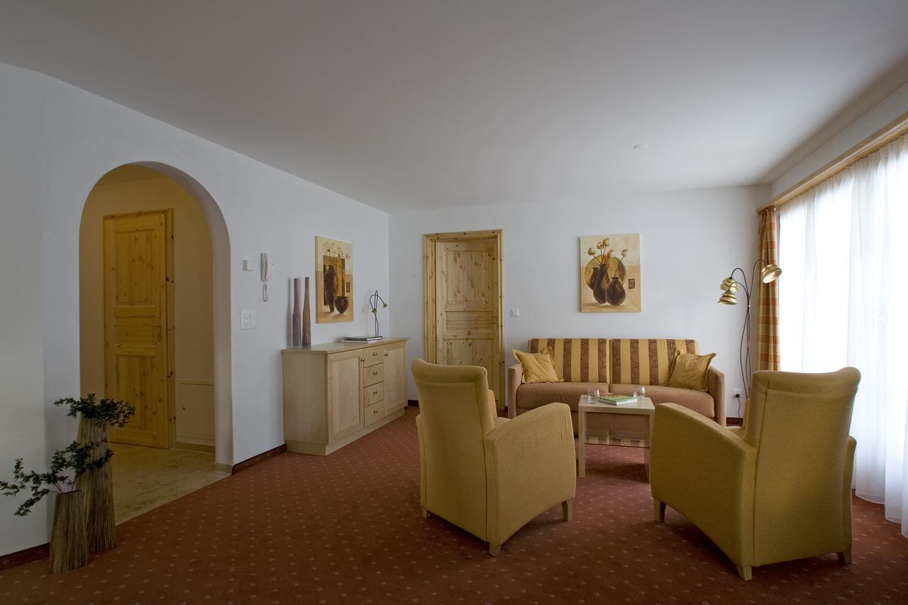 Hotel Allegra Zuoz Room photo